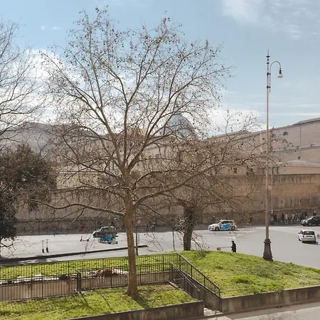Stefano House Vaticano Guest house